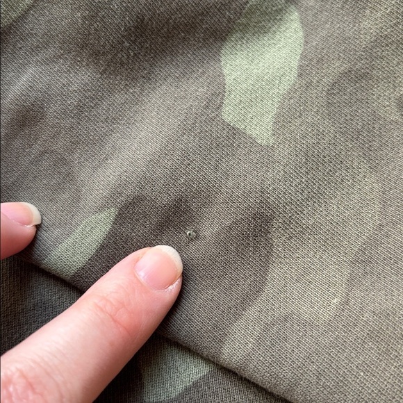 Lululemon Scuba Crew Heritage 365 Camo Green Twill Multi SZ 8 - Picture 11 of 11